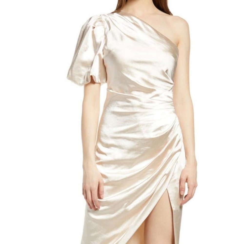 Elliatt Cinda One-Shoulder Cocktail Dress - NWT - Medium - Pearl